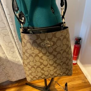 Coach bucket bag BRAND NEW NWT